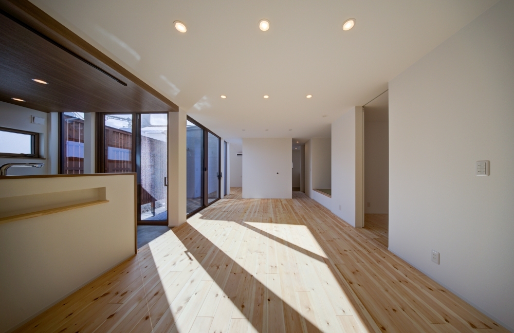 LDK_D5A9825_6_7_1.jpg