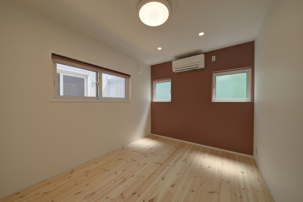 Room2_5.jpg