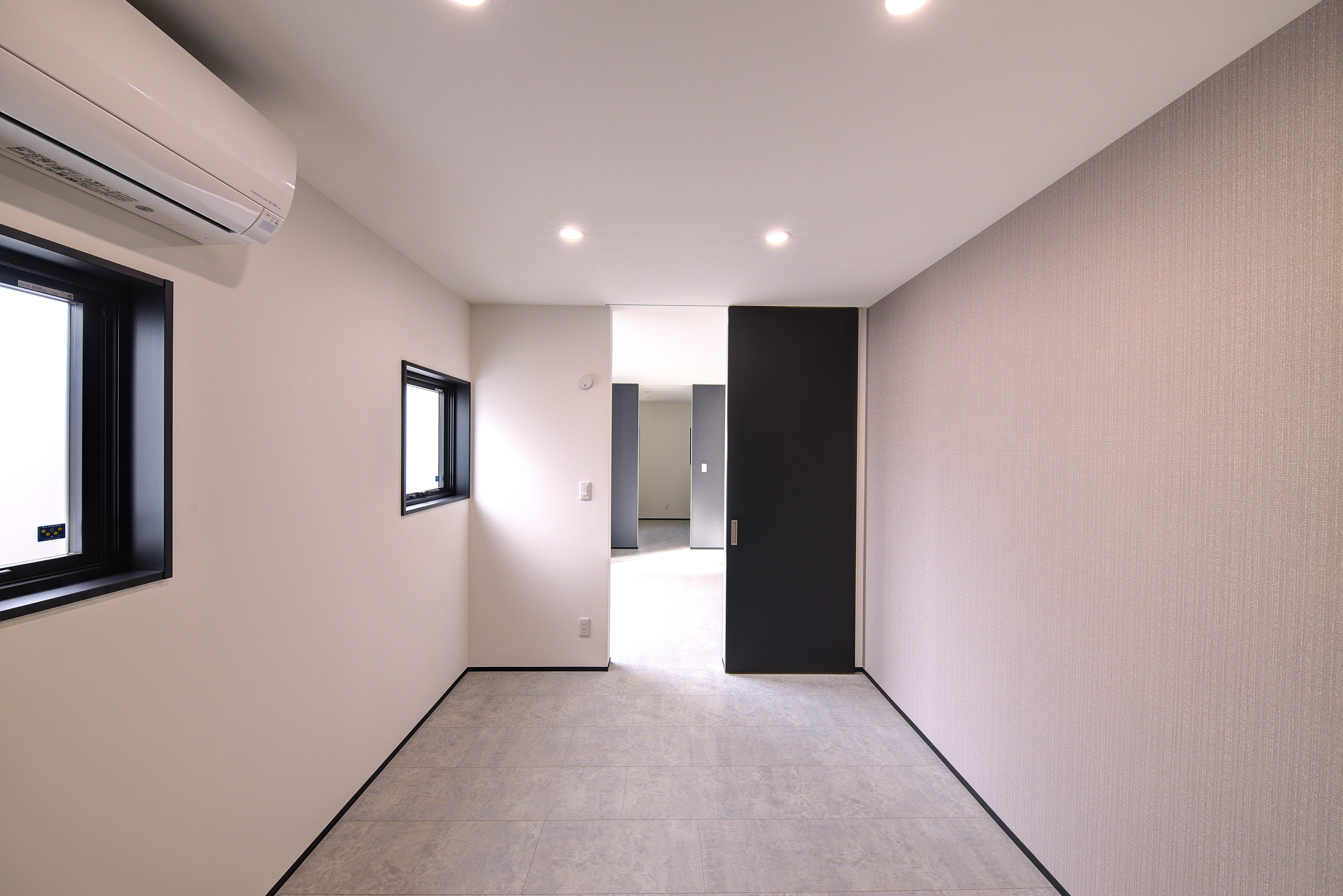 1f_room2_2.jpg